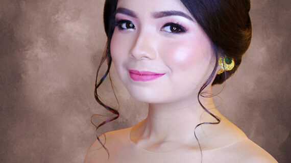 Jasa Makeup Graduation Denpasar Rudhia Salon Bali WA 08123996300